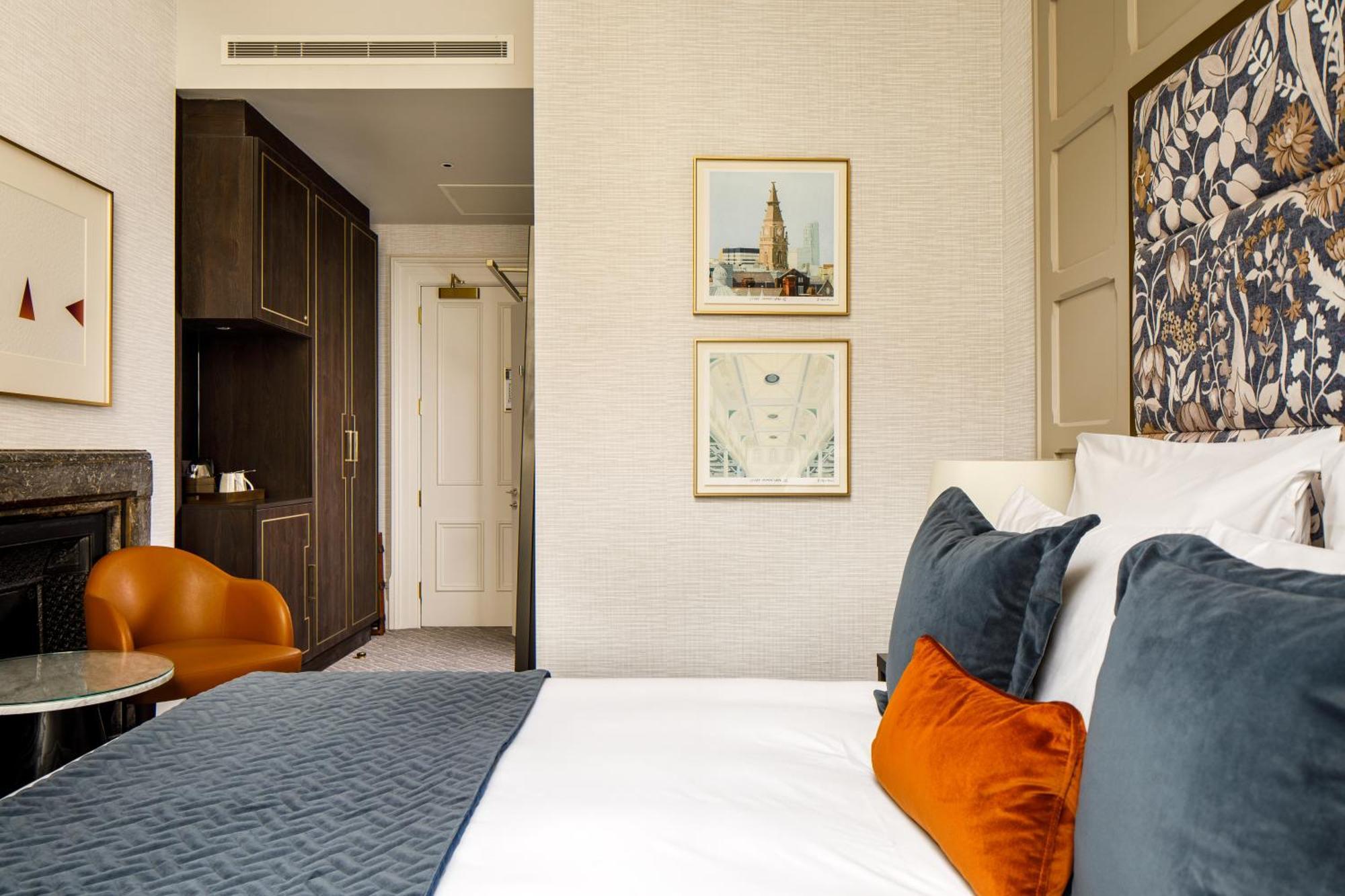 The Municipal Hotel Liverpool - Mgallery Экстерьер фото A bedroom at the hotel
